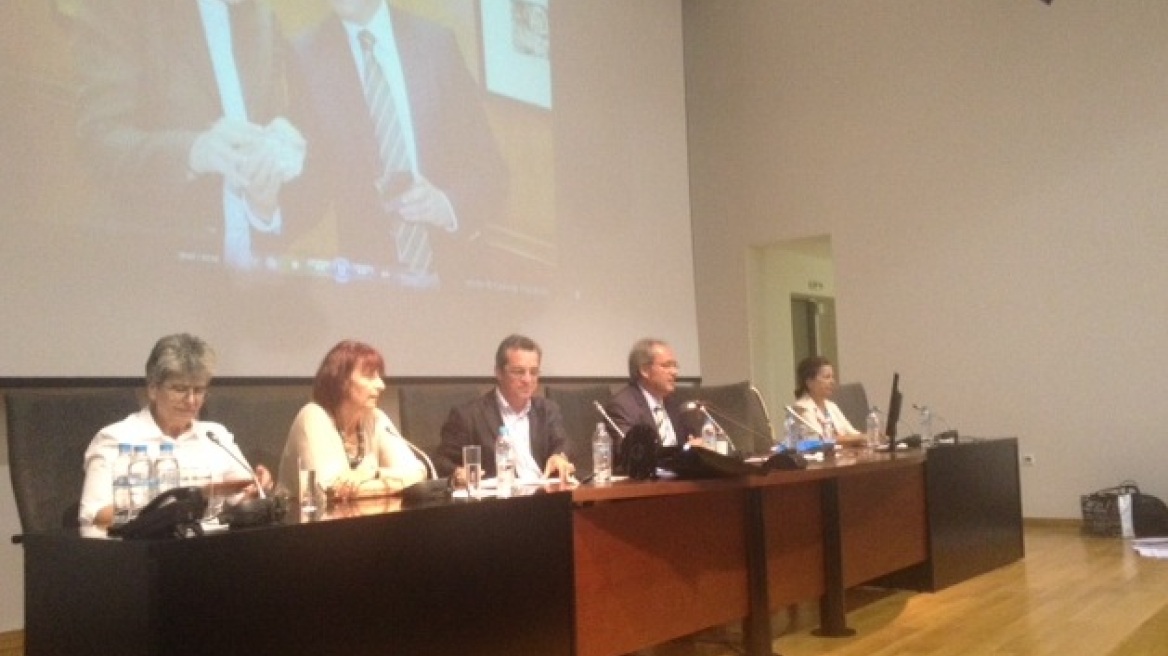 ΑΠΘ: Ένταση στην τελετή παράδοσης- παραλαβής των πρυτανικών αρχών