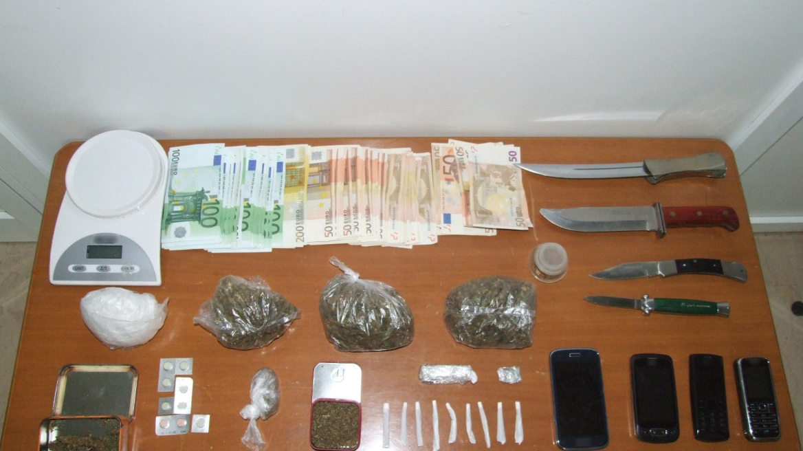 Θεσσαλονίκη: Εξάρθρωσαν «κύκλωμα» εμπορίας ναρκωτικών 