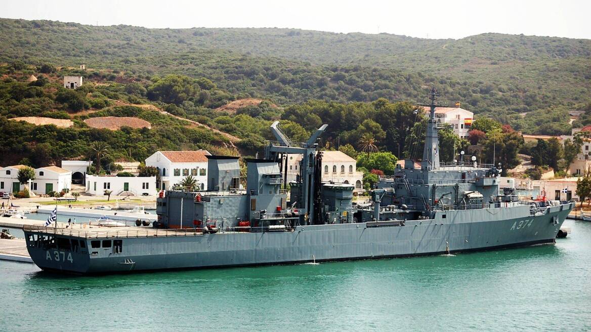 Στα Δωδεκάνησα για ιατρικές υπηρεσίες στους κατοίκους ο «Προμηθεύς» του Πολεμικού Ναυτικού