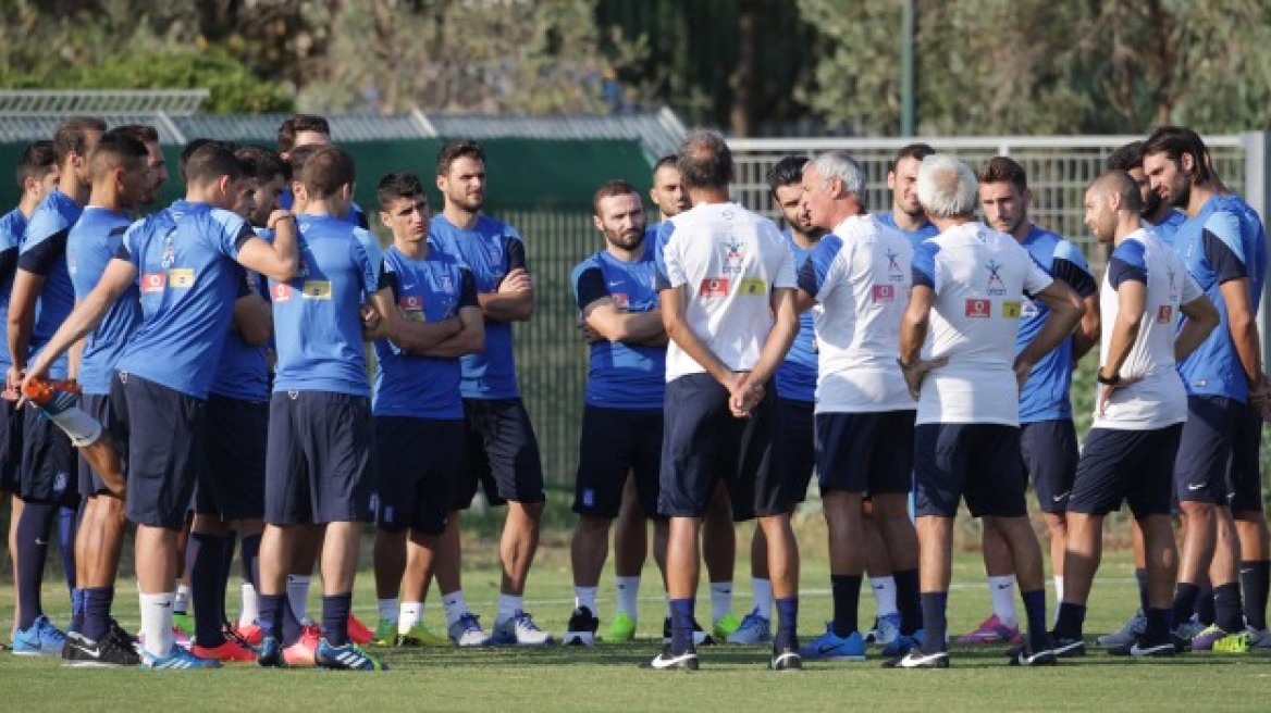 Μπήκαν Παπαδόπουλος, Μανωλάς