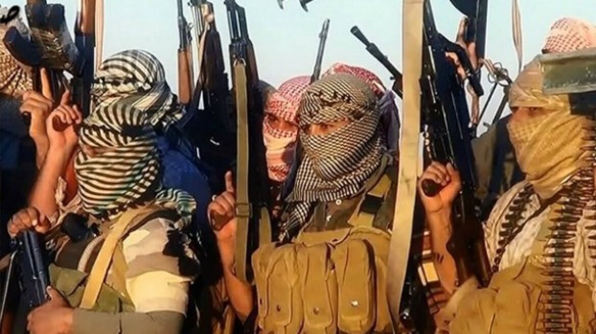 ISIS: Ελέγχει έκταση ίση με τη Βρετανία - Έχει έσοδα 750.000 ευρώ την ημέρα!