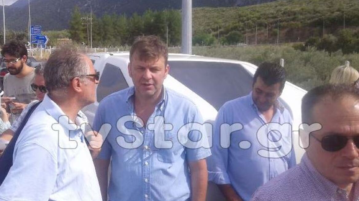  Απόστολος Γκλέτσος από τα διόδια: Πράξεις, αλλιώς πάμε για «Ζάλογγο»