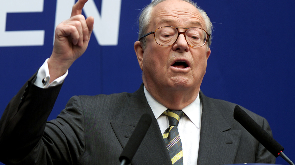 Την πάτησε και ο Λεπέν με την πορνογραφική φάρσα για το βιβλίο Τριερβελέρ