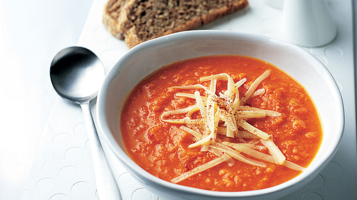 Πικάντικη σούπα με κολοκύθα, κόλιανδρο και τσίλι