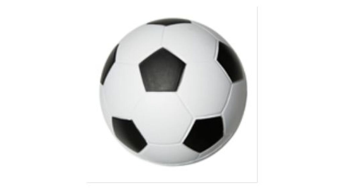 Ανακαλείται αφρώδης μπάλα ποδοσφαίρου από τα H&M