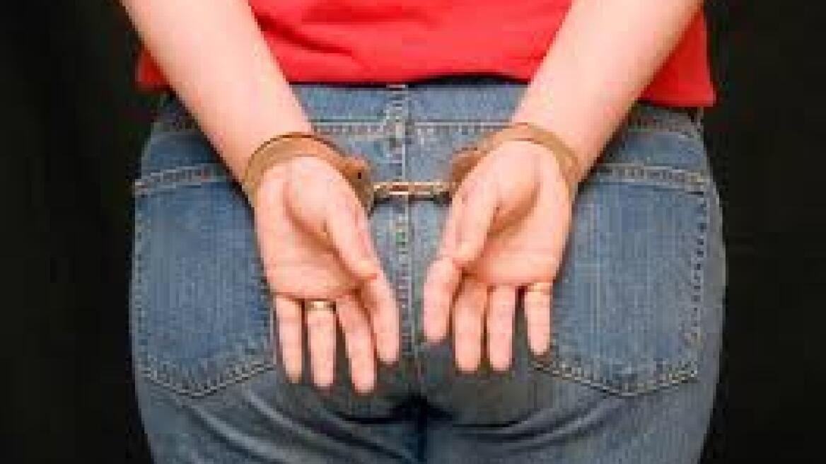 Συνελήφθη 37χρονη με ηρωίνη στην Άρτα