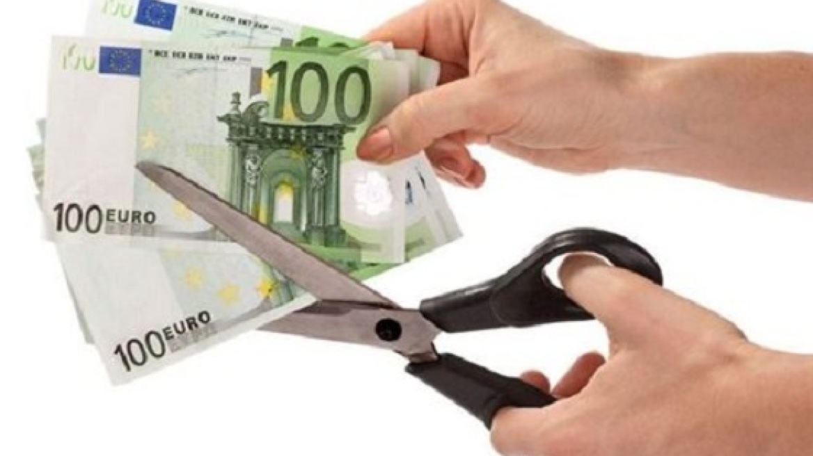 ΕΛΣΤΑΤ: Υποχώρησαν κι άλλο οι μισθοί το δεύτερο τρίμηνο του 2014