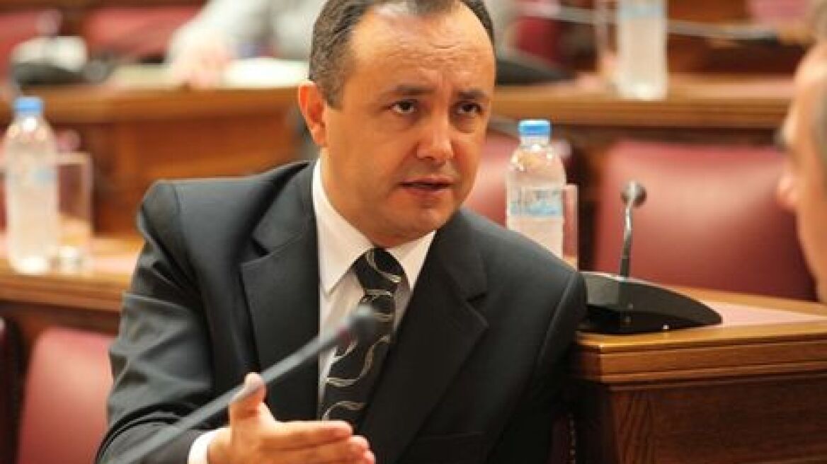 Καράογλου: Εξ ανάγκης συγκυβερνούμε με το ΠΑΣΟΚ - Δεν αγαπιόμαστε