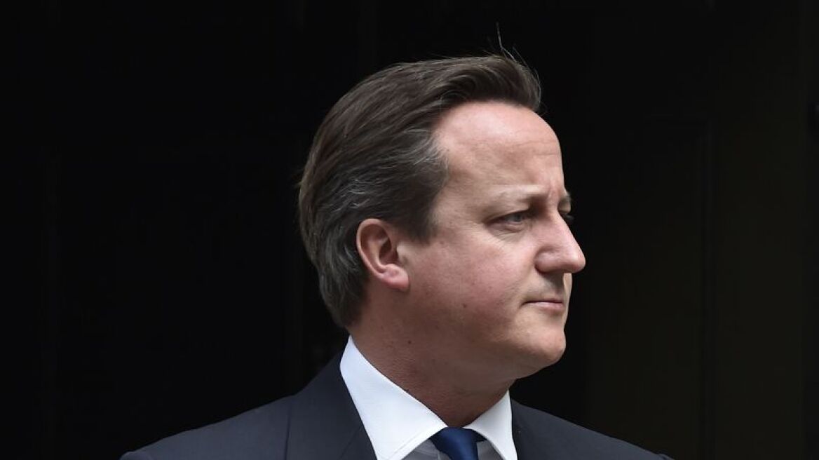 Κύπρος: Στη βρετανική βάση Ακρωτηρίου ο Κάμερον