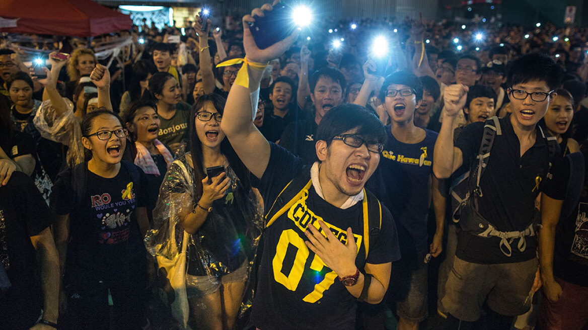 Οι διαδηλωτές του Χονγκ Κονγκ συμφώνησαν να συζητήσουν με την κινεζική κυβέρνηση