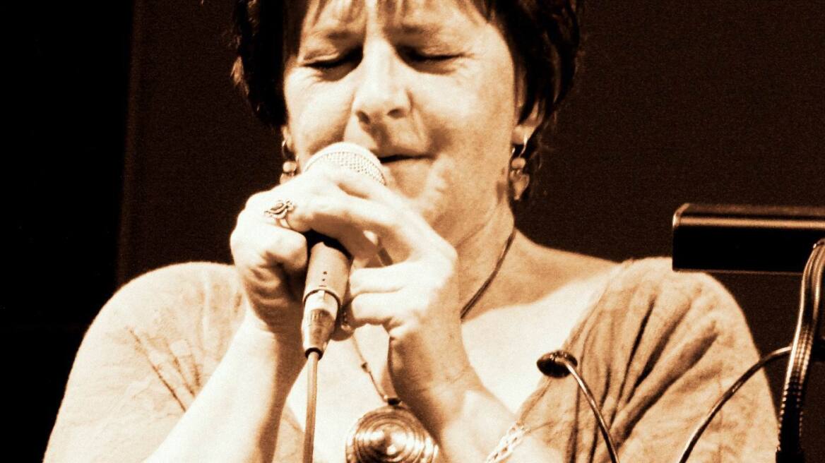 Η Φωτεινή Βελεσιώτου και ο Βαγγέλης Καζαντζής στον «Ρυθμό»