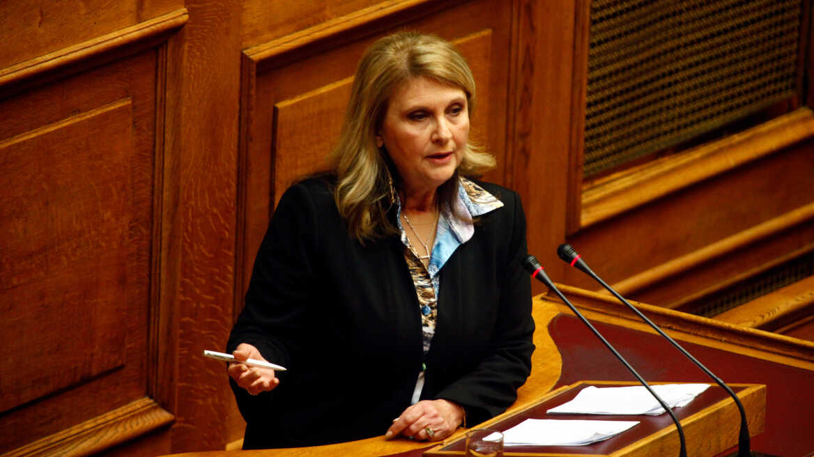 Βούλτεψη: Τελικά ο ΣΥΡΙΖΑ θα διαγράψει, θα αποσύρει ή θα παγώσει το χρέος;