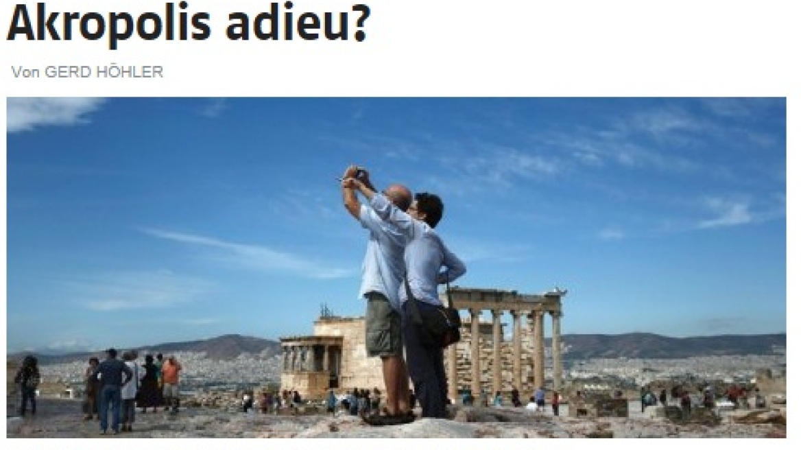 «Akropolis adieu?»: Νέο δημοσίευμα «κρούει τον κώδωνα του κινδύνου» για την Ακρόπολη