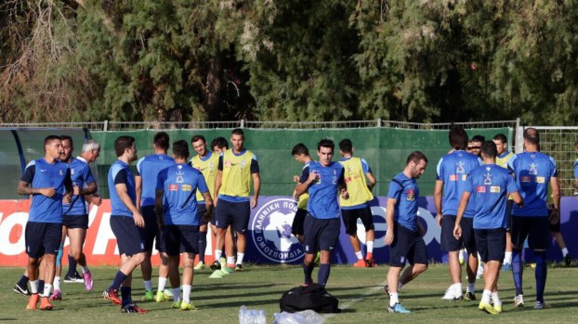 Εκτός και ο Χολέμπας από την Εθνική