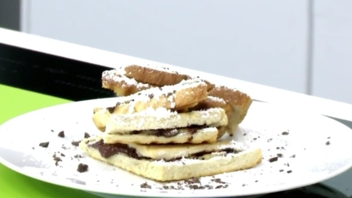 Γλυκά τοστ με σοκολάτα και μπανάνα