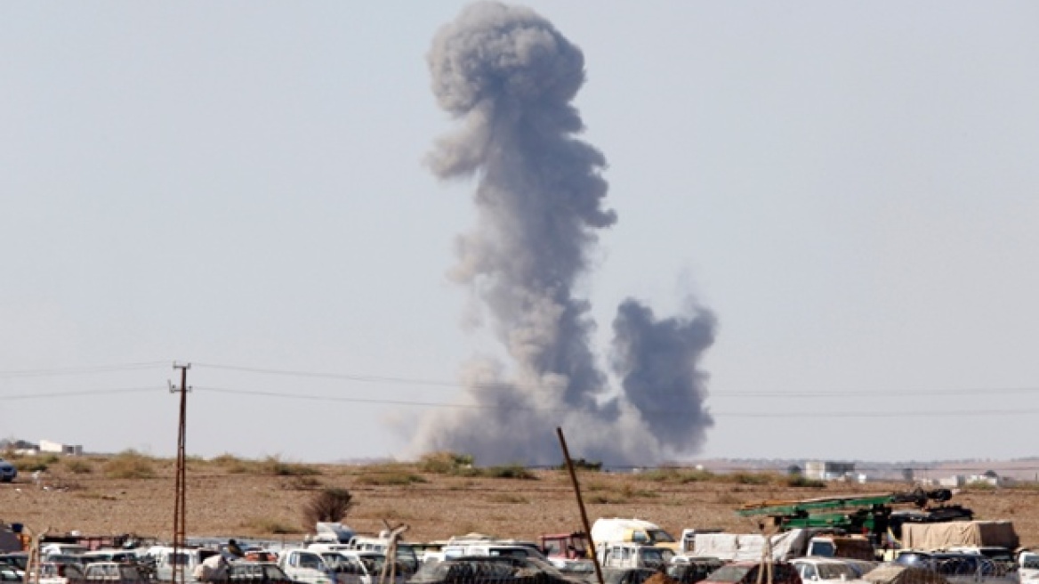 Εντατικοποίηση των επιδρομών στο Κομπάνι ζητάει η Τουρκία από τις ΗΠΑ 