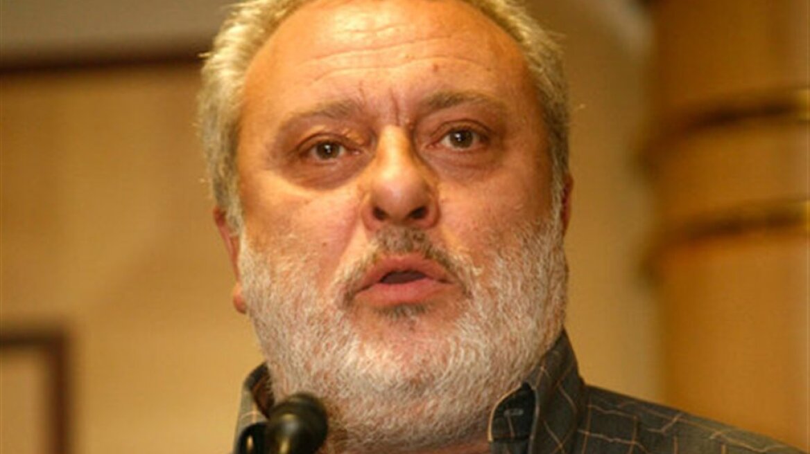 «Παρών» στην ψήφο εμπιστοσύνης της κυβέρνησης από τον Ψαριανό