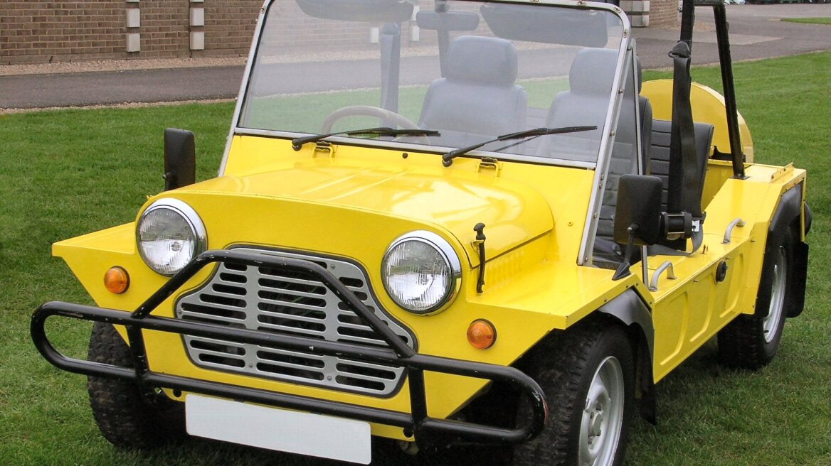Το φημισμένο αυτοκίνητο Mini Moke επιστρέφει χάρη σε έναν Έλληνα