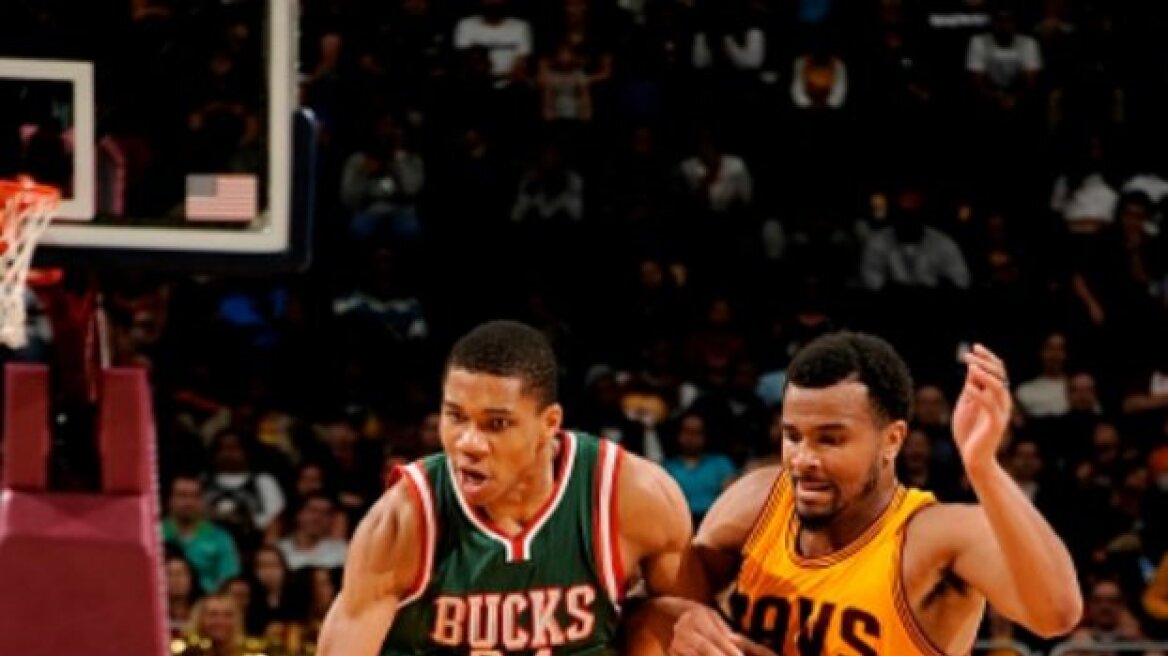 Στα ρηχά ο Γιάννης Αντετοκούνμπο, εκτός ο ΛεΜπρoν