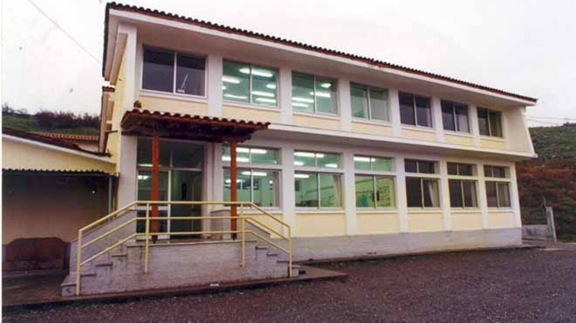 Ρόδος: Ανήλικος συνελήφθη μέσα σε προαύλιο σχολείου με ναρκωτικά!