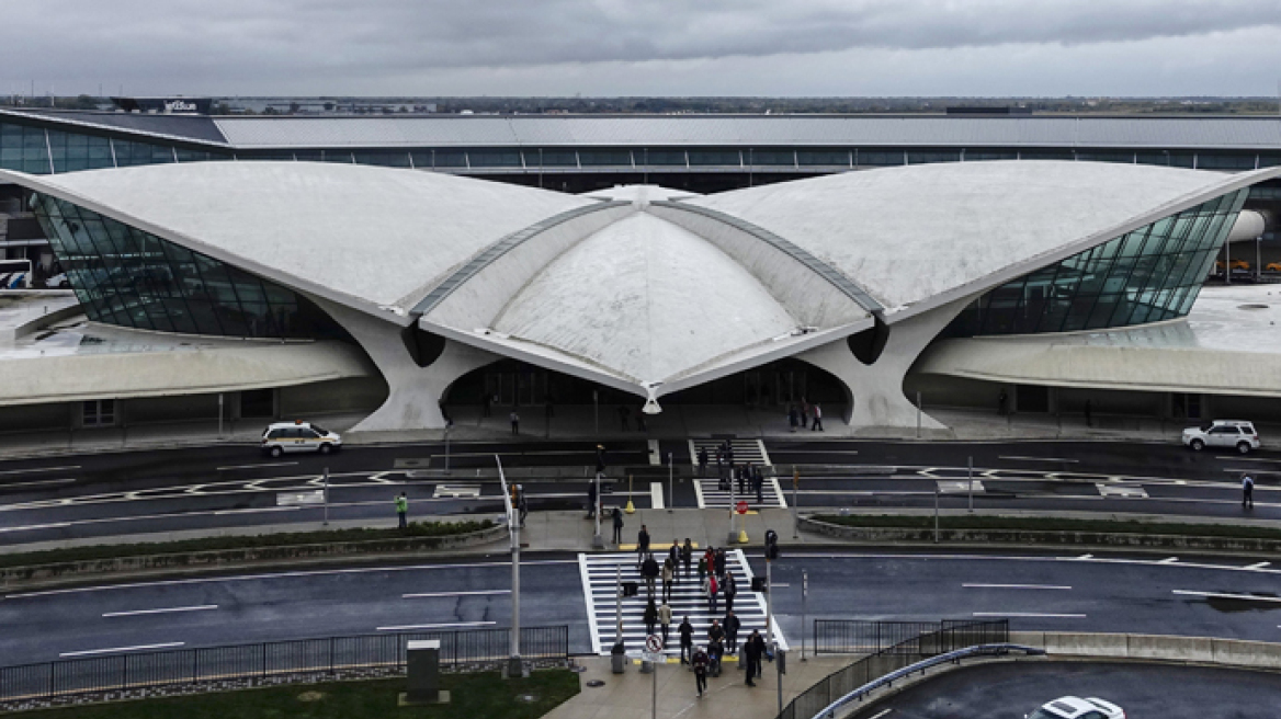 ΗΠΑ: 63χρονος πέθανε σε υπερατλαντική πτήση - Τρόμος στους επιβάτες για Εμπολα