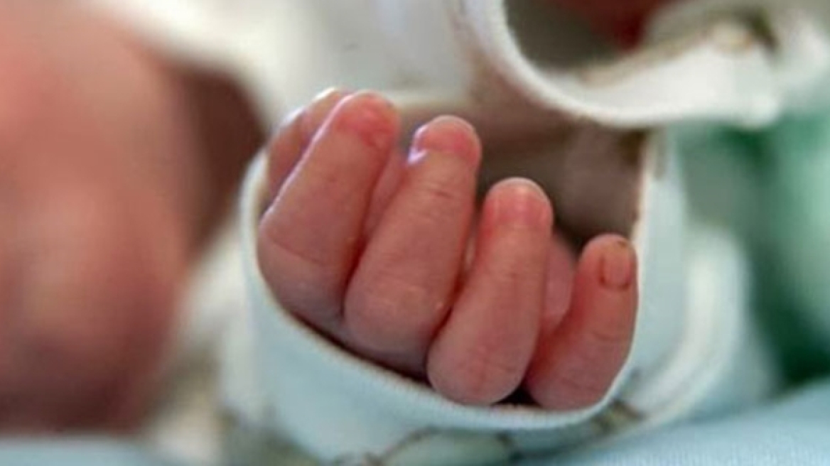 Σπείρα πουλούσε βρέφη από τη Βουλγαρία έναντι 3.000 ευρώ