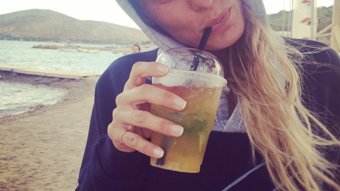 Η Ελεονώρα Μελέτη πήγε παραλία