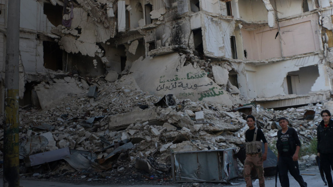 Συρία: Με αφίσες και συνθήματα στους τοίχους «πολεμούν» τους τζιχαντιστές