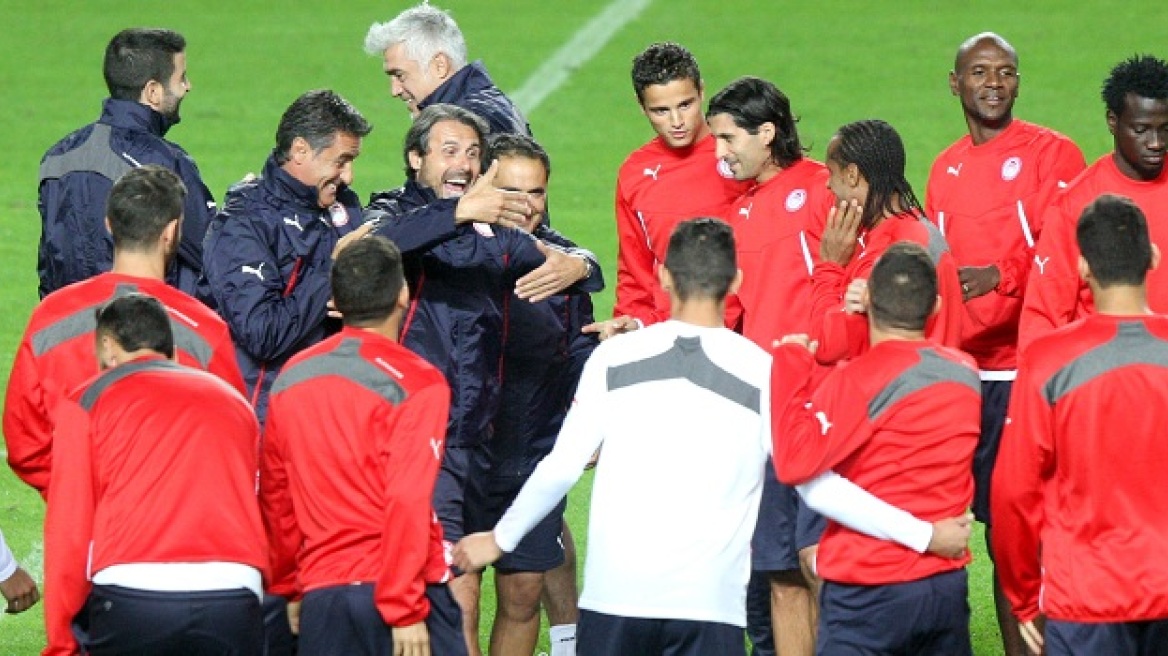 Μικροεκπλήξεις στην αποστολή του Ολυμπιακού για το ντέρμπι