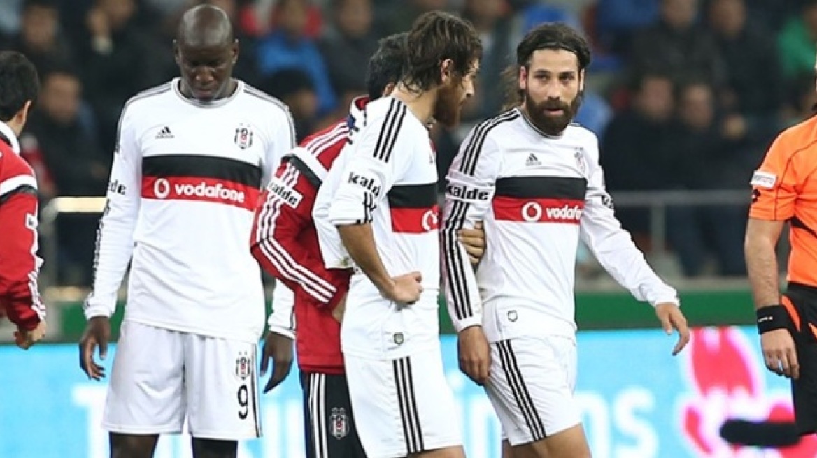 «Αυτοκτόνησε» η Μπεσίκτας (video)