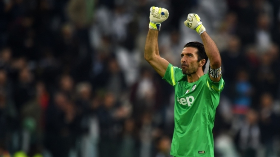 Ιστορική εμφάνιση για Μπουφόν