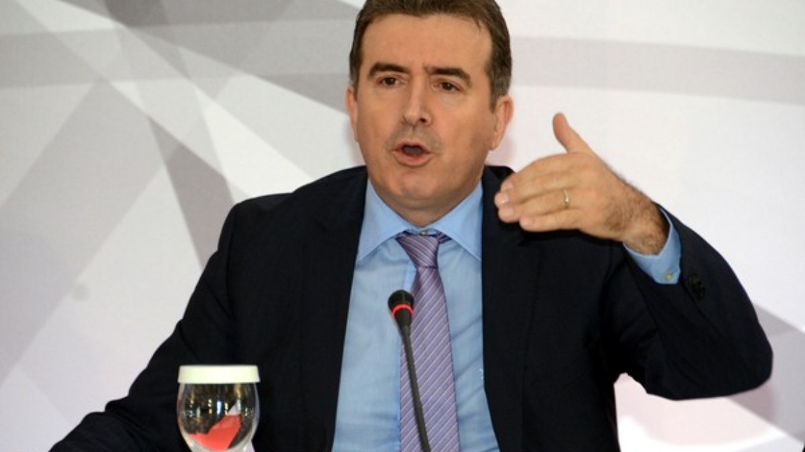 Χρυσοχοΐδης: Επιχειρηματίες, φίλοι της ΝΔ, «κοιτάζουν προς τον ΣΥΡΙΖΑ»