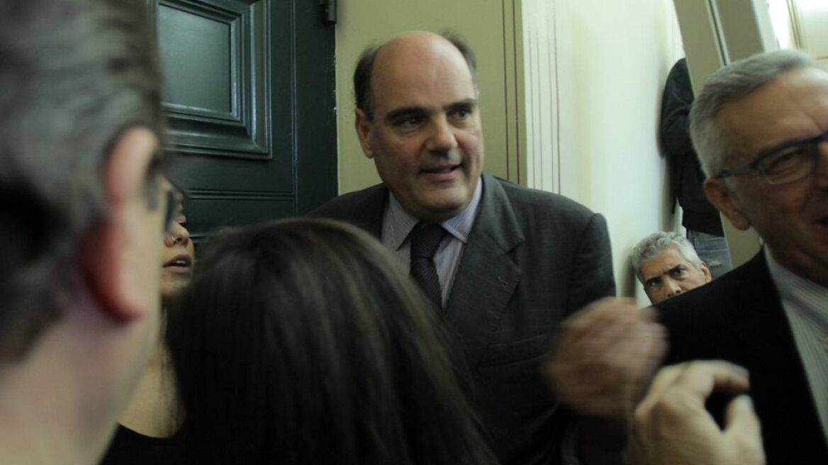 Για «φοιτητές - δεσμοφύλακες» κάνει λόγο το ΕΚΠΑ