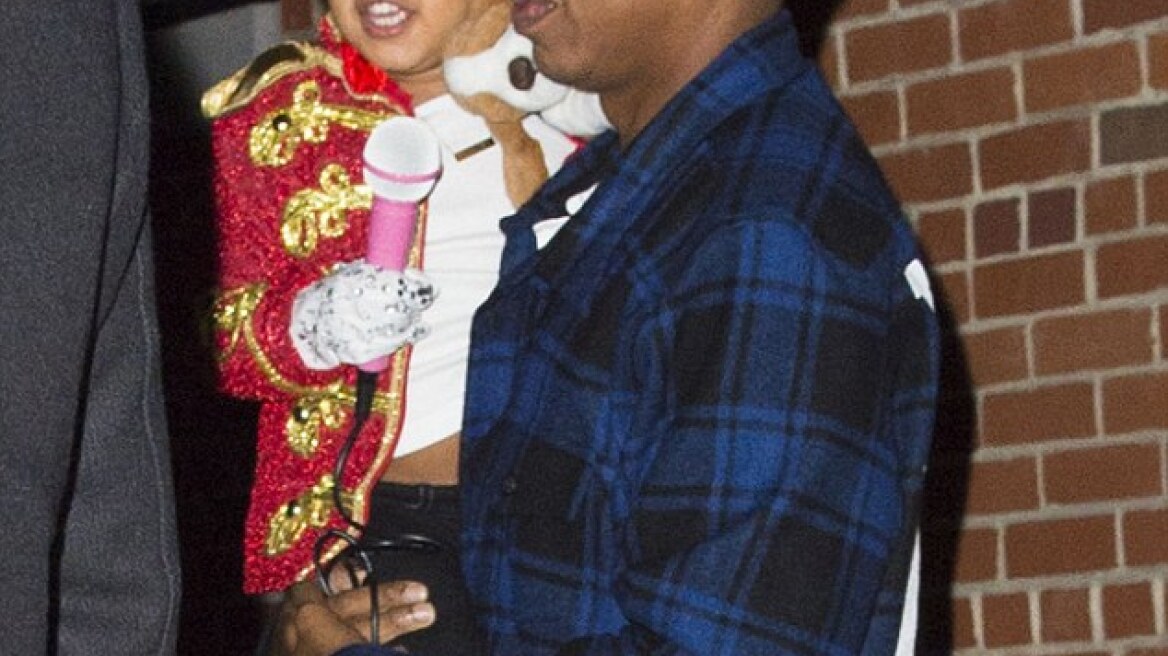 Beyonce-Jay- Z: Εντυσαν την κόρη τους Michael Jackson
