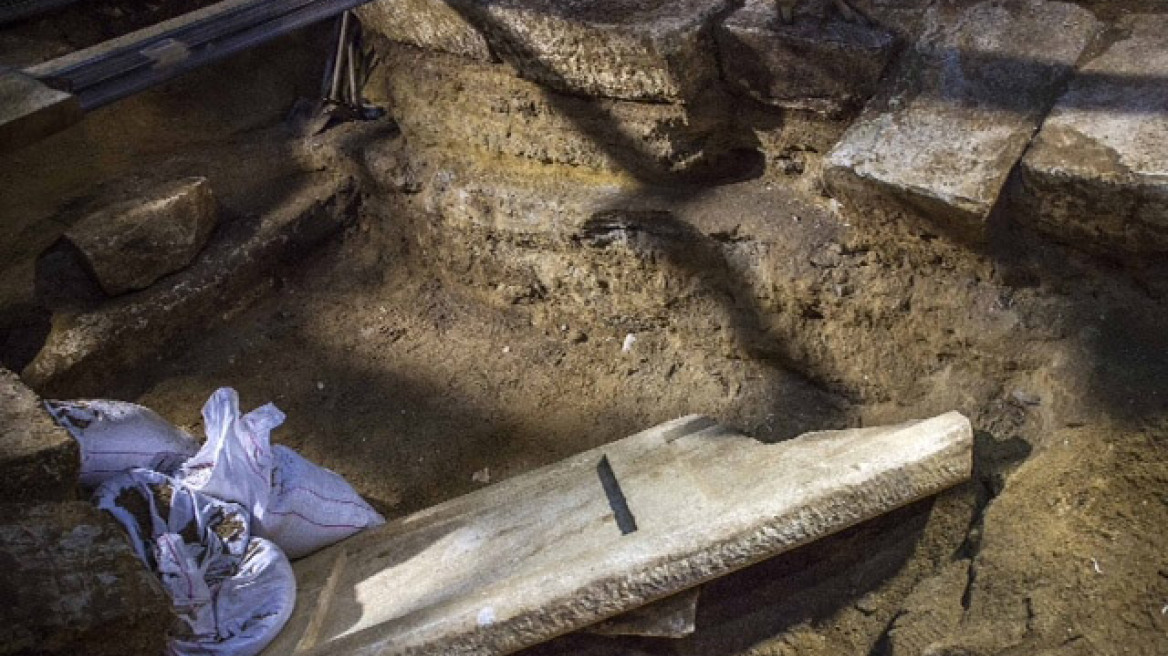 Αμφίπολη: Βρέθηκε υπόγειος «τάφος» 8,40 τ.μ.