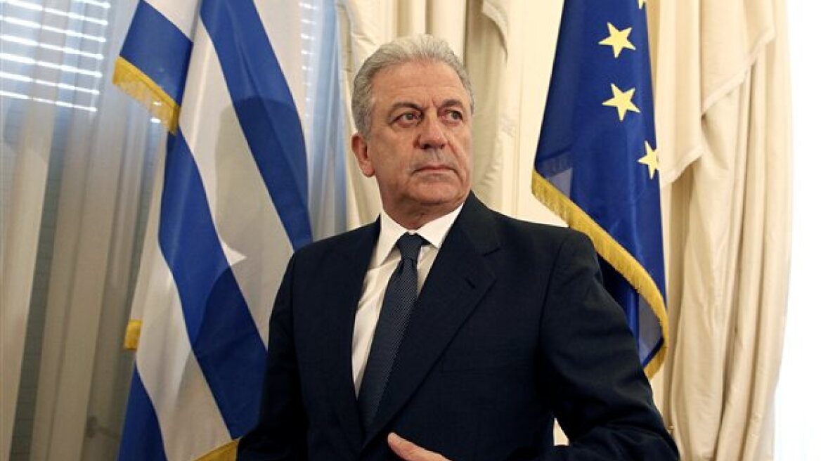 Παραιτήθηκε από βουλευτής ο Δ. Αβραμόπουλος