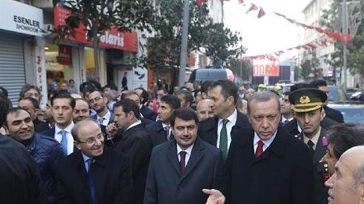 Τουρκία:Έξαλλος ο Ερντογάν με καπνιστή, ζήτησε να τιμωρηθεί επί τόπου!