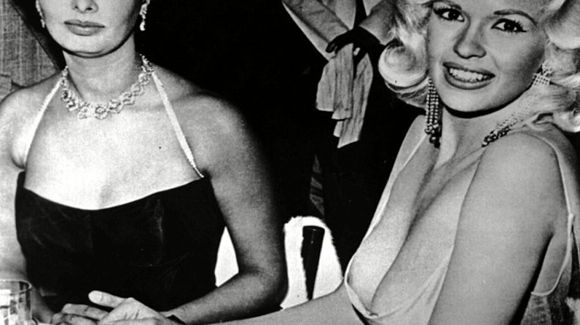 Γιατί η Σοφία Λόρεν κοιτούσε με... τρόμο το στήθος της Τζέιν Μάνσφιλντ;