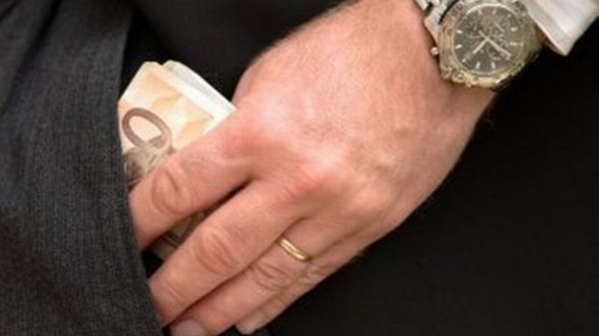 Τρίτη και φαρμακερή για «μαϊμού» υπάλληλο της Δ.Ε.Η.