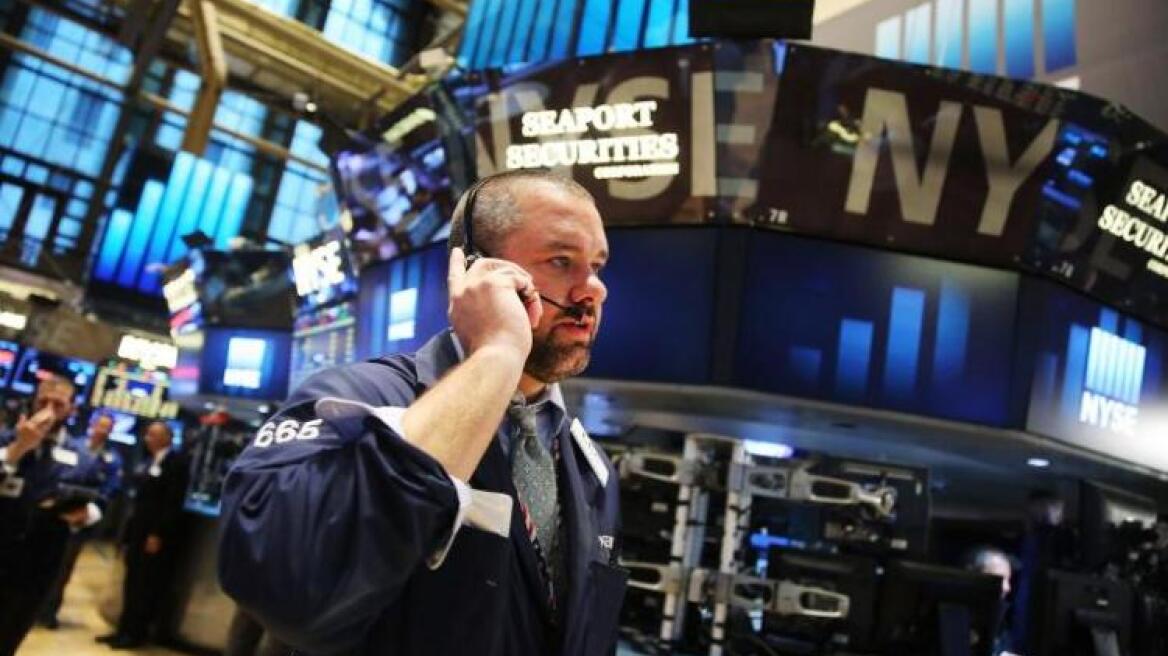 Πετρελαϊκές πιέσεις στη Wall Street