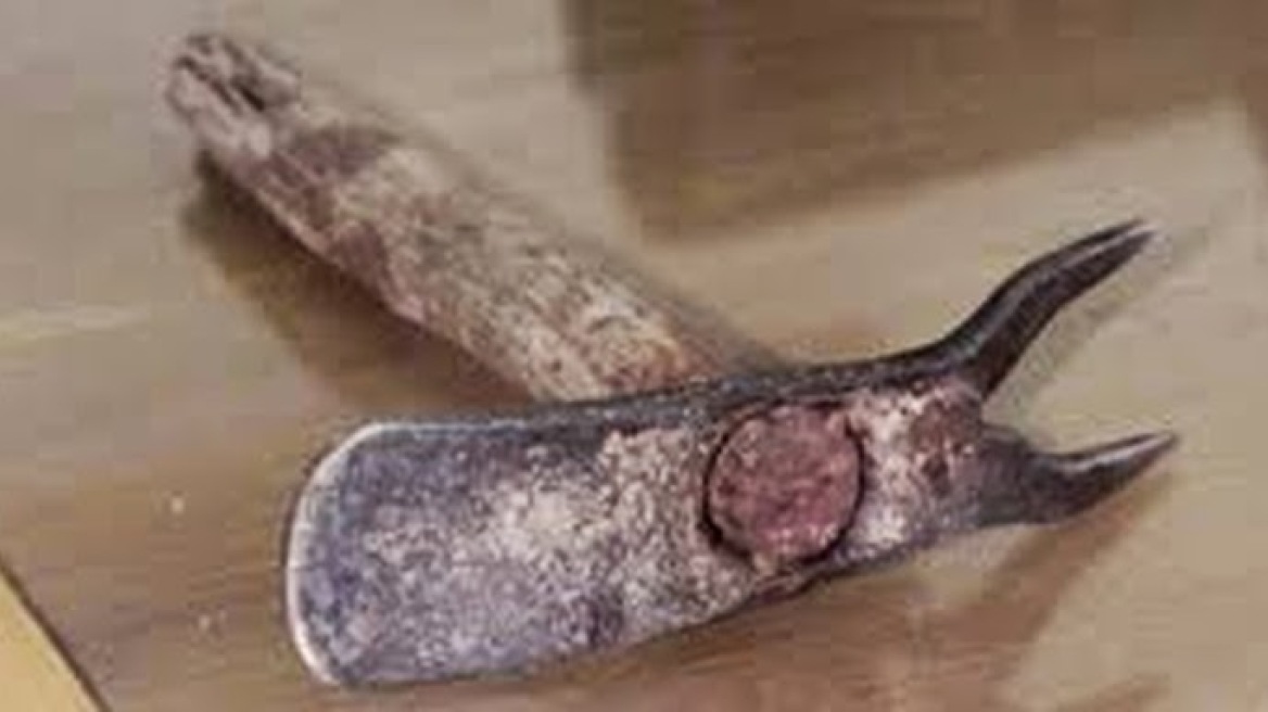 Ρόδος: Τον λήστεψαν απειλώντας τον με… σκεπάρνι!