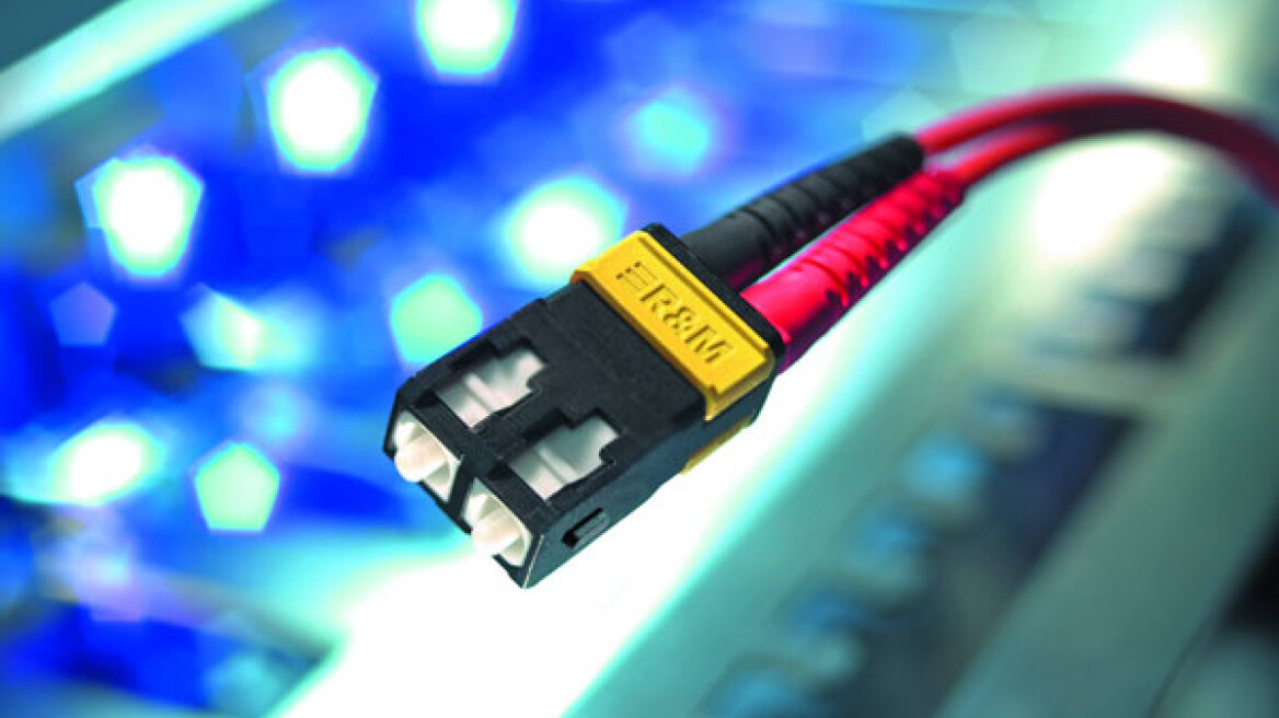 «Καλωδιωμένα» στο Ίντερνετ επτά στα δέκα ελληνικά νοικοκυριά