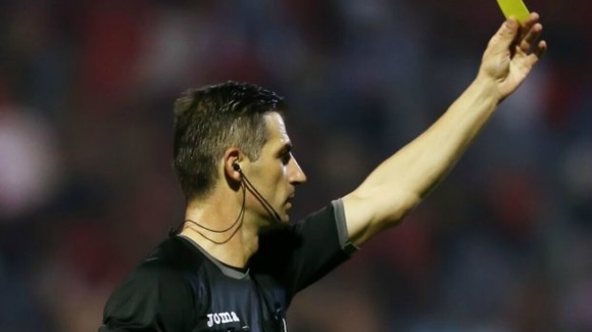 Champions League: Γκάφα του Σιδηρόπουλου στον αγώνα Μάντσεστερ Σίτι-ΤΣΣΚΑ Μόσχας