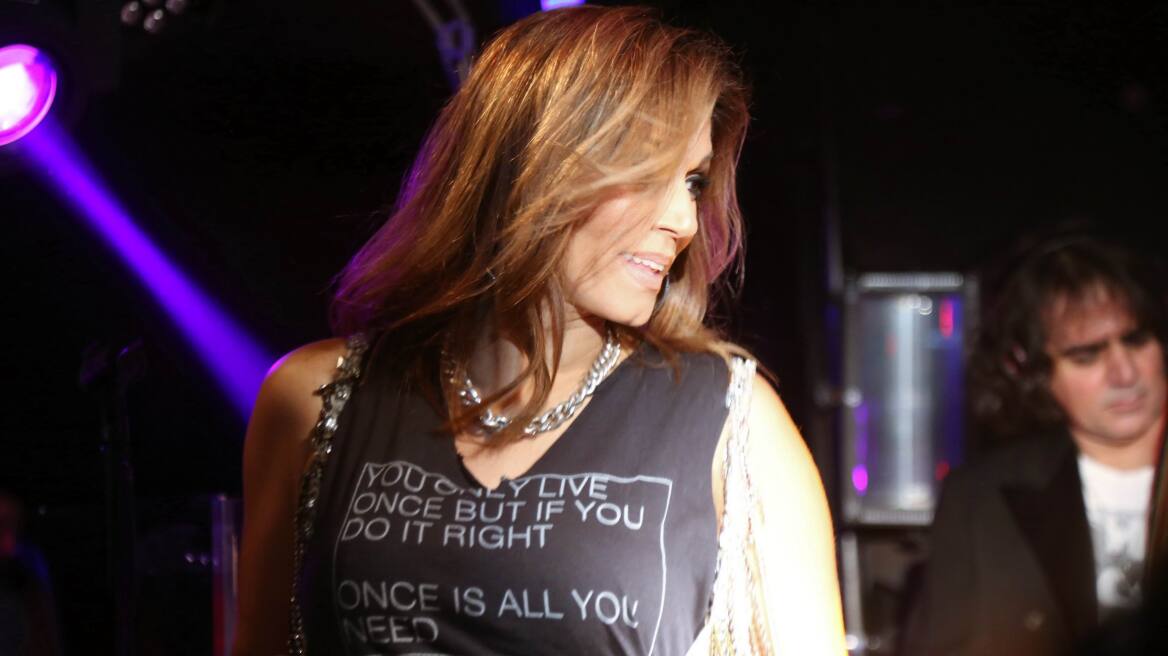 Η πρεμιέρα της Έλλης Κοκκίνου στο Cabaret