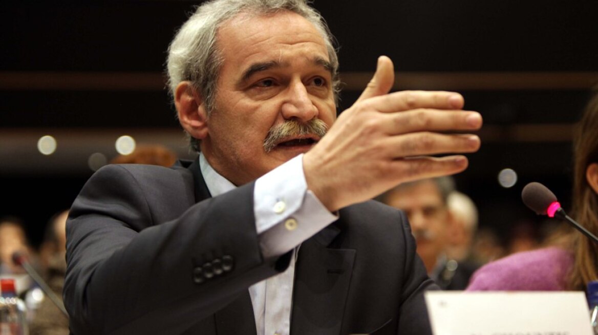 Χουντής: Λογιστής ο Ρέγκλινγκ  