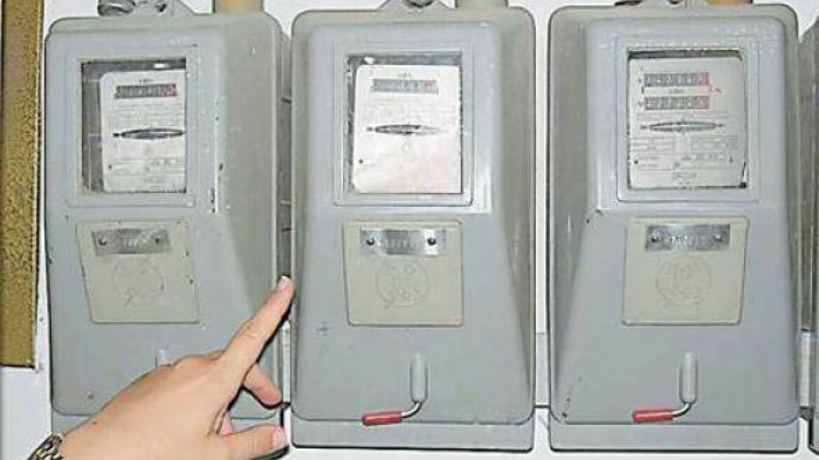 Το 60% των καταναλωτών που «κλέβει» τη ΔΕΗ πειράζει τους μετρητές με... κατσαβίδι!