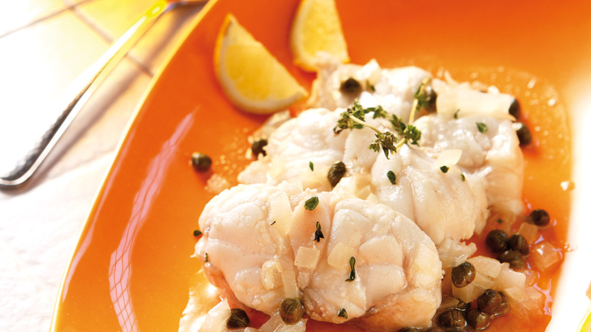 Μπουκίτσες πεσκανδρίτσας με κρεμμύδι, κάππαρη και θυμάρι