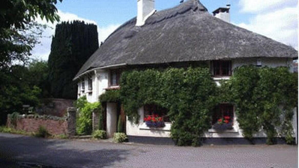 Πωλείται η ερωτική φωλιά της πριγκίπισσας Νταϊάνα και του λοχαγού Χιούιτ