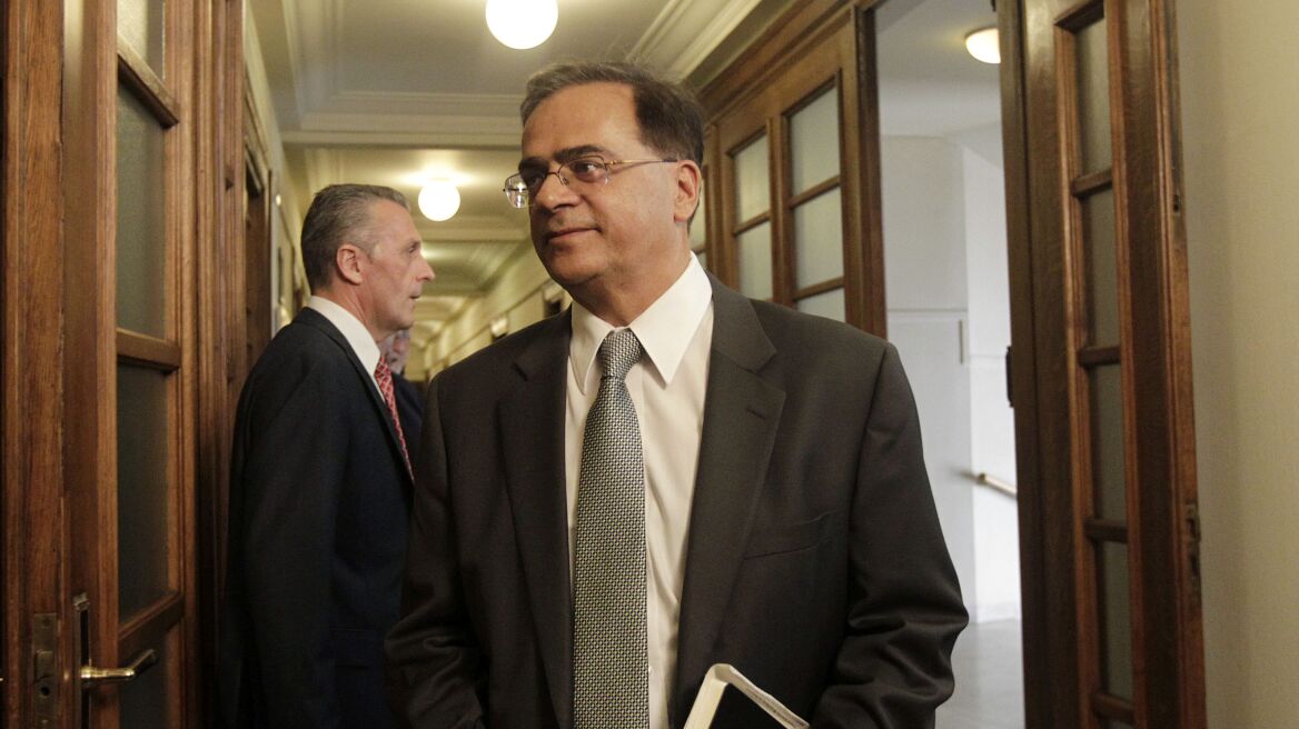 Προϋπολογισμός υψηλού ρίσκου με ισχυρή ανάπτυξη 2,9% το 2015