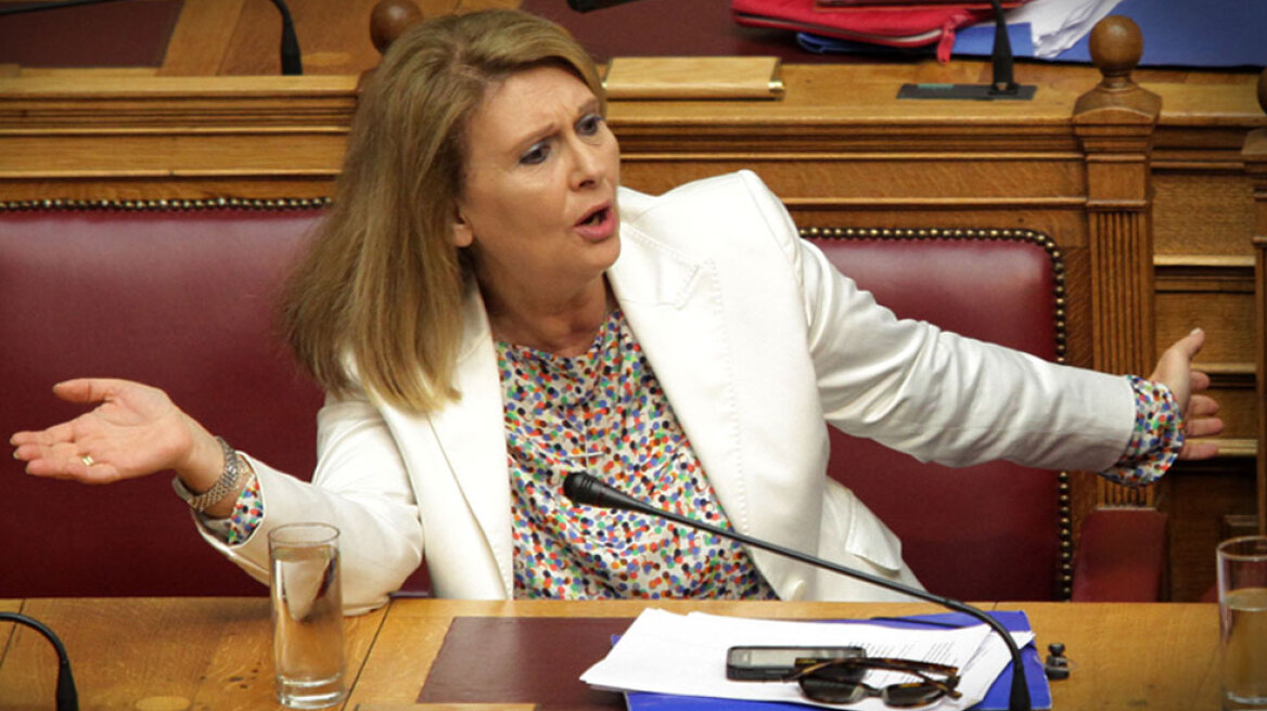 ΣΥΡΙΖΑ: Δεν θα αναγνωρίσουμε καμία μνημονιακή συμφωνία - Βούλτεψη: Είστε με την Τρόικα ή με την Ελλάδα;